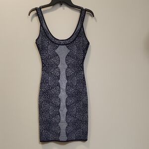 BCBGMAXAZRIA Optical Illusion Printed Bodycon Dress Sleeveless Scoop Neck Size M